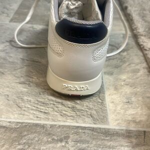 Prada shoes in excellent condition